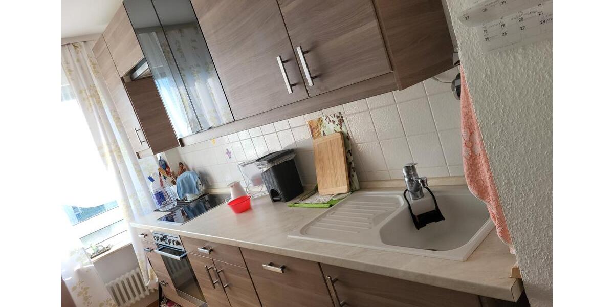 Etagenwohnung Wiesbaden Biebrich - 2 Zimmer, 69 m&sup2;, 950&euro; | Angebot:26689705