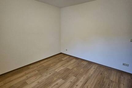 Renoviertes Zimmer in Senioren- Wohngruppe in Hartha zu vermieten! zimmer