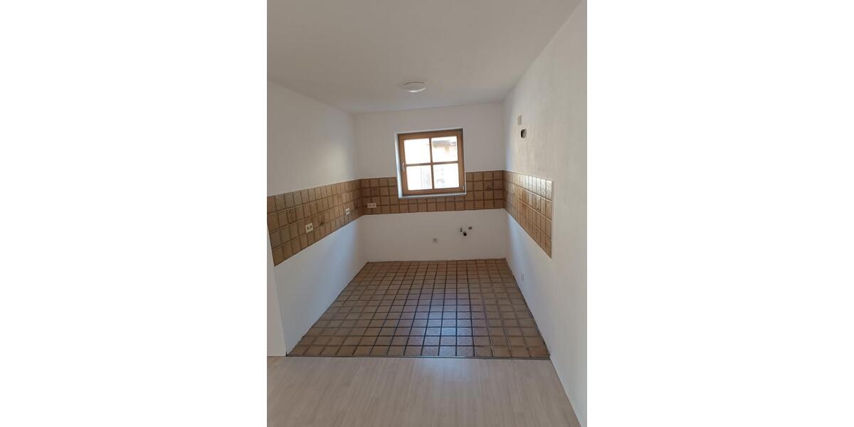 Wohnen auf Zeit Pilsting - 4 Zimmer, 15 m&sup2;, 540&euro; | Angebot:26522616