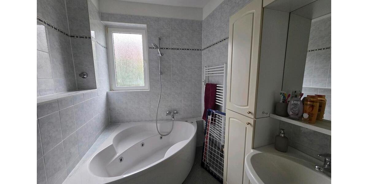 Etagenwohnung Berlin Spandau - 2 Zimmer, 60 m&sup2;, 1.000&euro; | Angebot:26702196