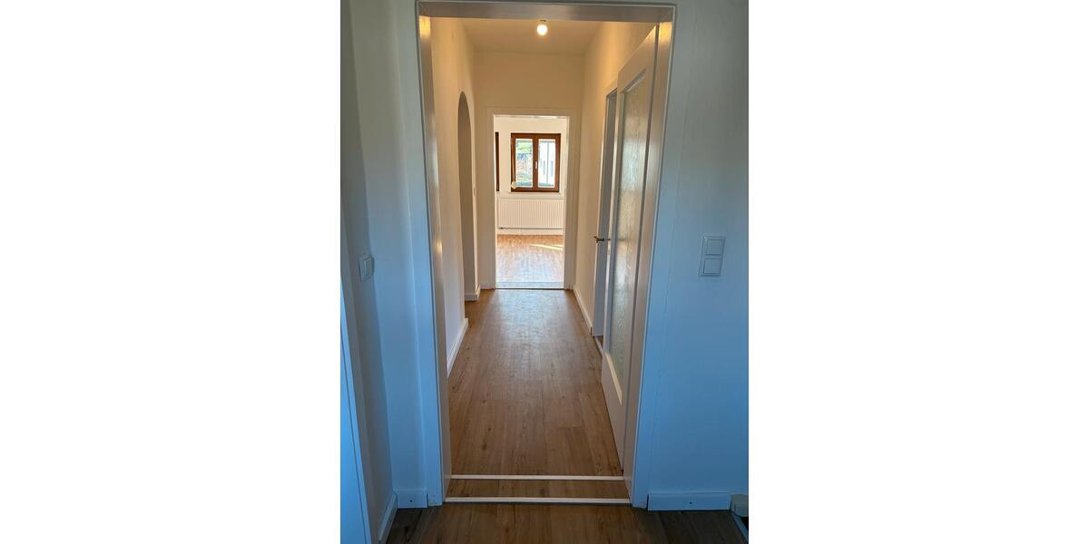 Etagenwohnung Pfarrkirchen - 4 Zimmer, 92 m&sup2;, 950&euro; | Angebot:25310533