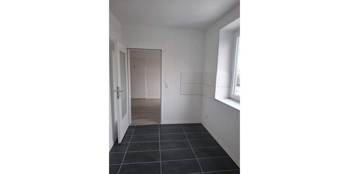 Etagenwohnung Bremerhaven Lehe - 2 Zimmer, 68 m&sup2;, 460&euro; | Angebot:25768771