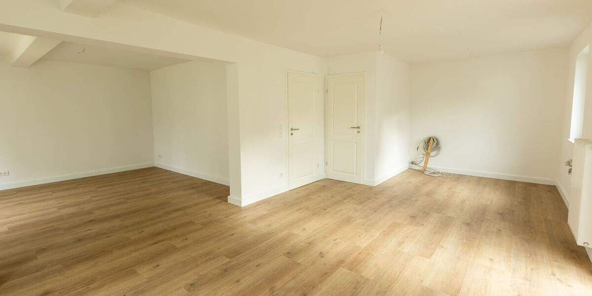 Doppelhaushälfte Hamburg Rissen - 4 Zimmer, 100 m&sup2;, 1.990&euro; | Angebot:24520258