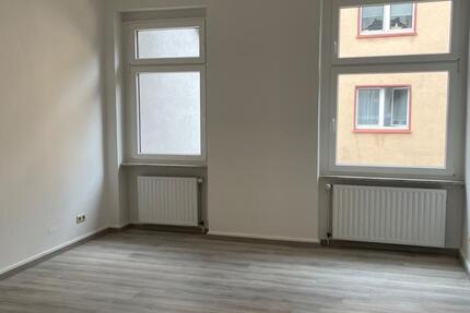 Wohnung Hagen Hagen-Mitte - 2.5 Zimmer, 75 m&sup2;, 530&euro; | Angebot:25162114