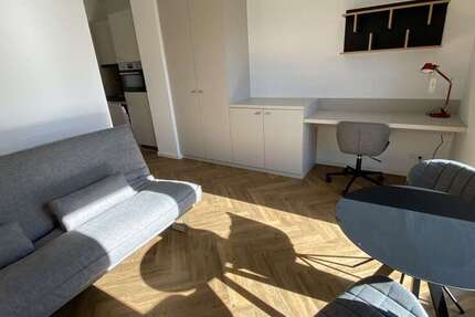 Wohnung zum Mieten in Berlin 549,36 € 22.89 m²