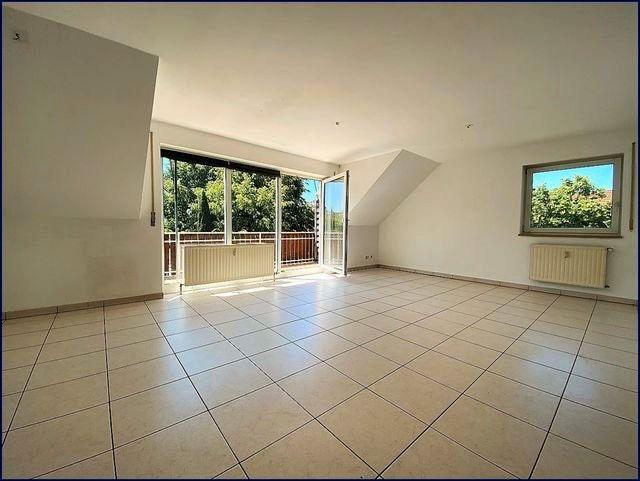 Maisonettenwohnung Wackersdorf - 4 Zimmer, 103 m&sup2;, 990&euro; | Angebot:26614952