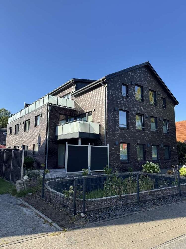 Wohnung zum Mieten in Aurich 930 € 121 m²