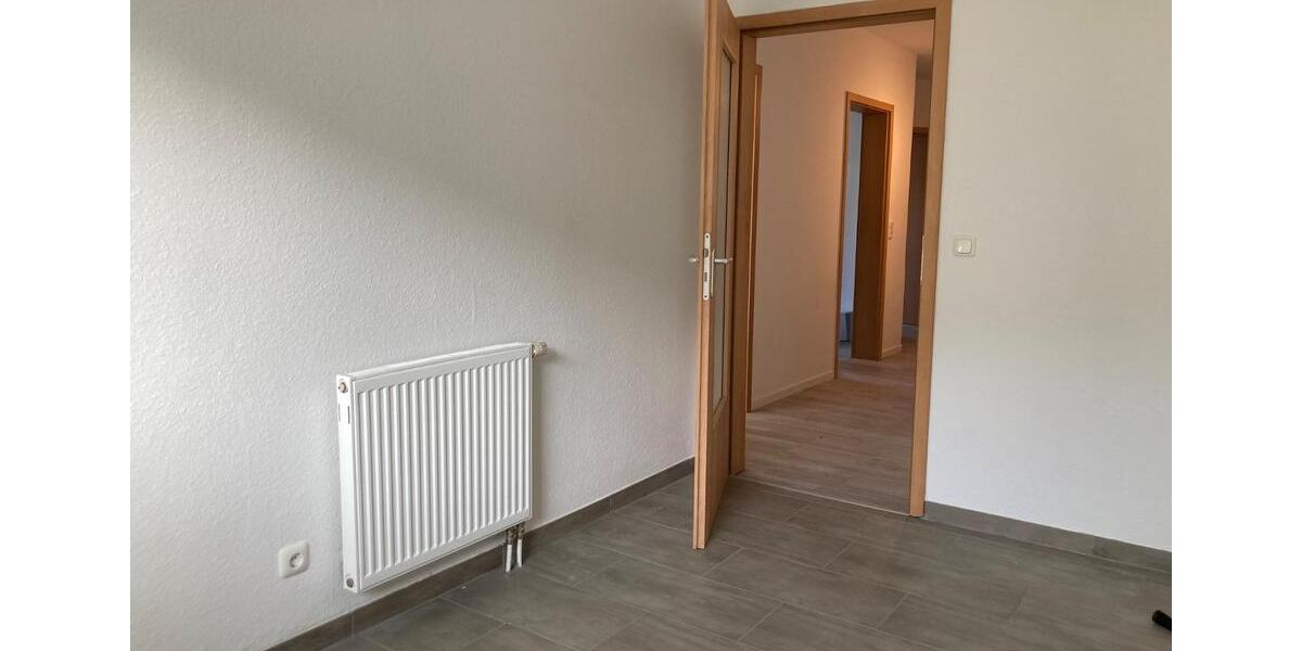Etagenwohnung Porta Westfalica - 3 Zimmer, 84 m&sup2;, 799&euro; | Angebot:26362650