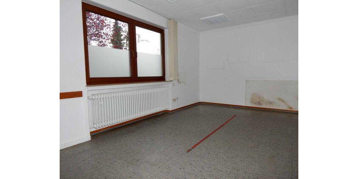 Gewerbeobjekt Losheim am See Losheim - 5 Zimmer, 1.050&euro; | Angebot:26658392