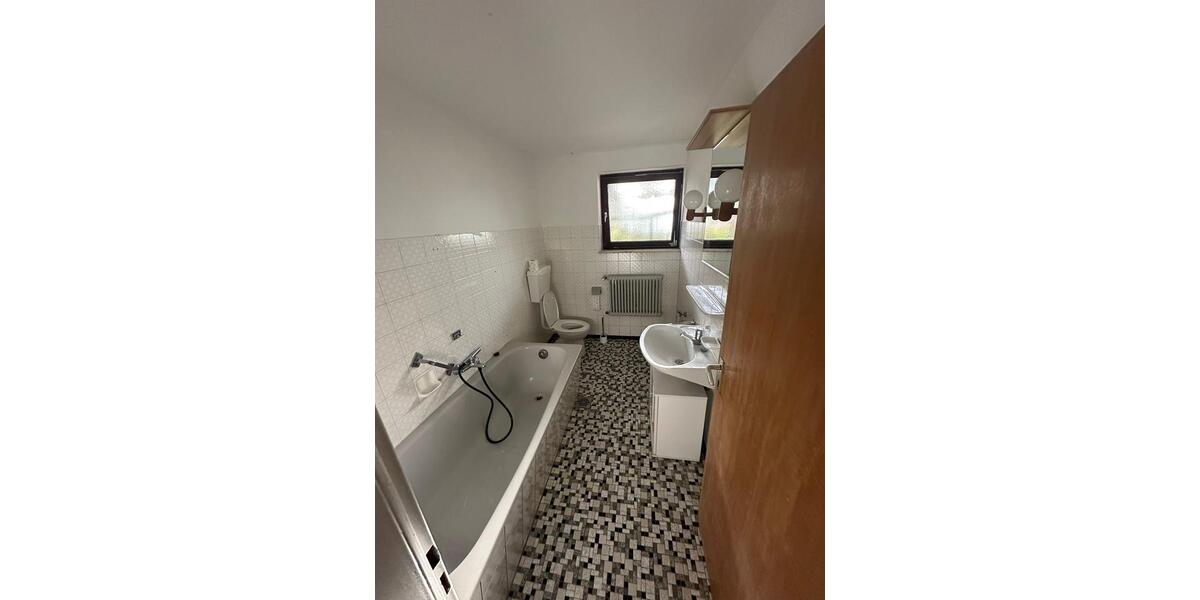 Erdgeschoßwohnung Bad Wurzach - 3 Zimmer, 76 m&sup2;, 1.100&euro; | Angebot:26047536