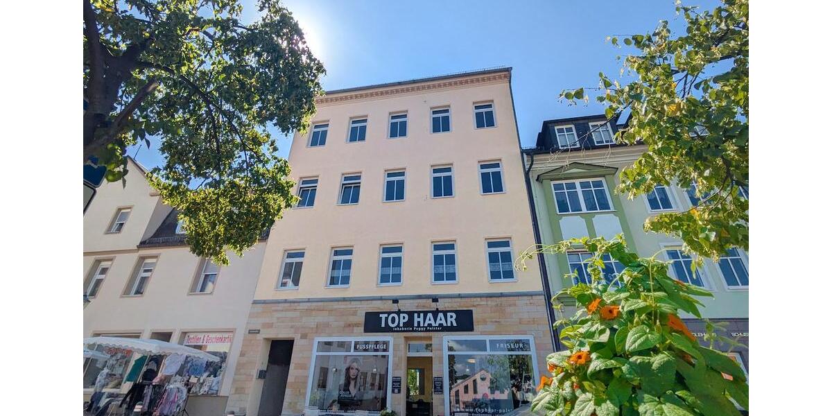 ++ attraktive, renovierte 3-Raum Wohnung in zentraler Lage, direkt am Markt in Meerane ++ 3 zimmer