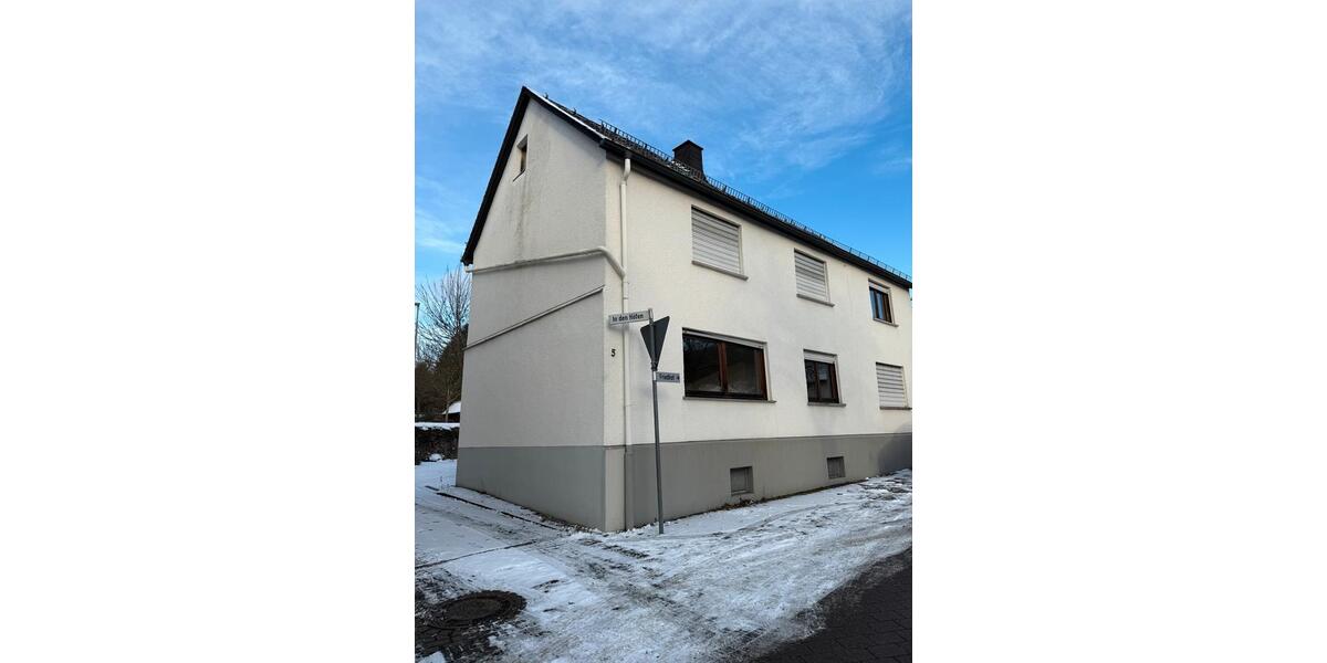 Geräumiges 7-Zimmer-Einfamilienhaus in ruhiger Lage von Aßlar 6.5 zimmer