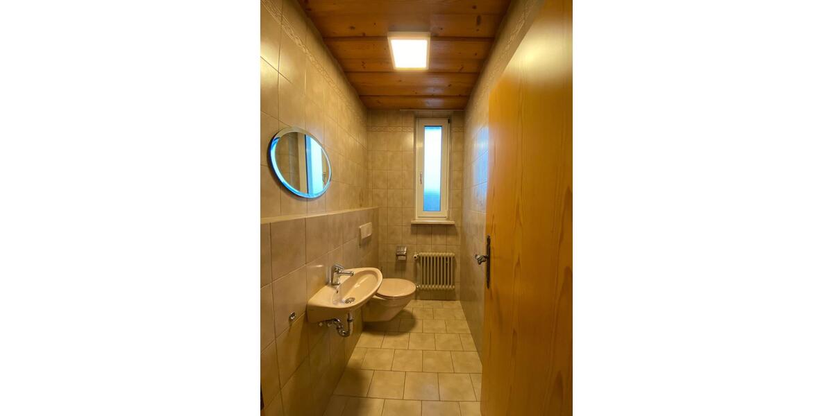 Etagenwohnung Biessenhofen - 4 Zimmer, 99 m&sup2;, 1.050&euro; | Angebot:26278735