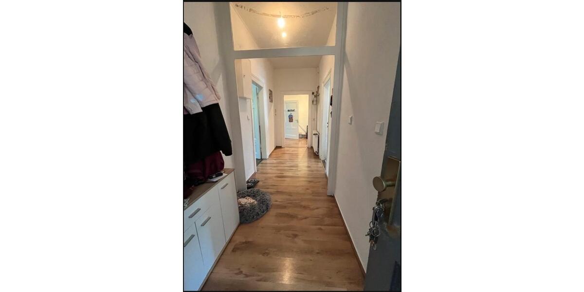 Etagenwohnung Bad Salzungen - 4 Zimmer, 105 m&sup2;, 927&euro; | Angebot:25982536