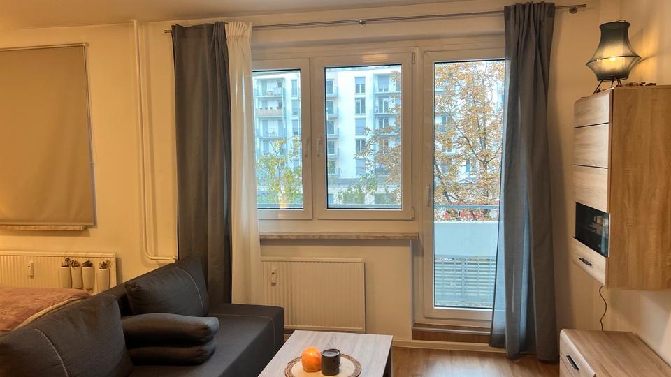 Schöne 1-Zimmer-Wohnung mit Balkon zu vermieten in Erfurt 1 zimmer