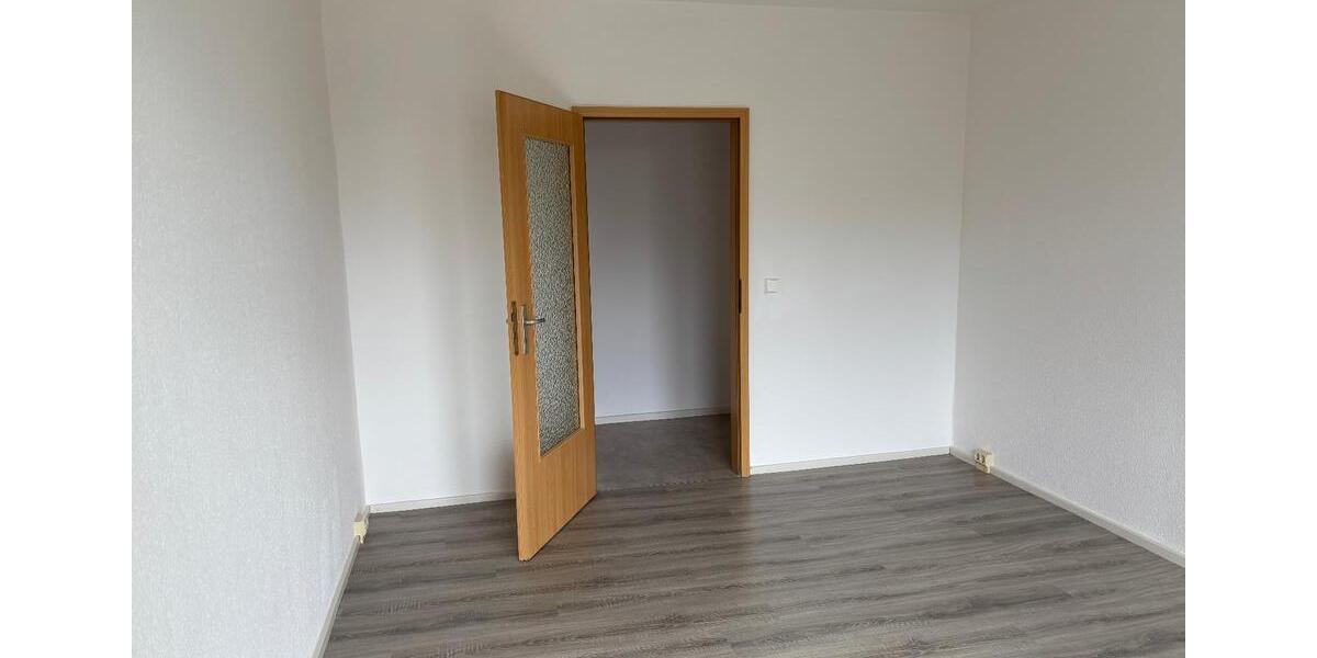 Etagenwohnung Querfurt - 1 Zimmer, 33 m&sup2;, 210&euro; | Angebot:25918001