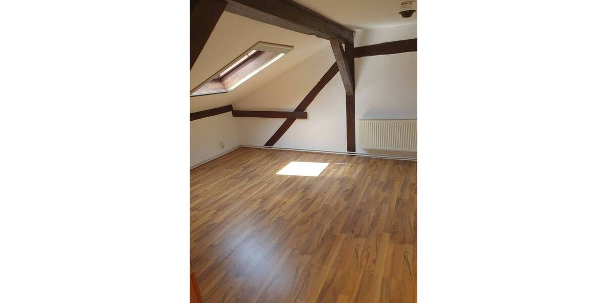 Etagenwohnung Bernburg - 2 Zimmer, 65 m&sup2;, 350&euro; | Angebot:26656757
