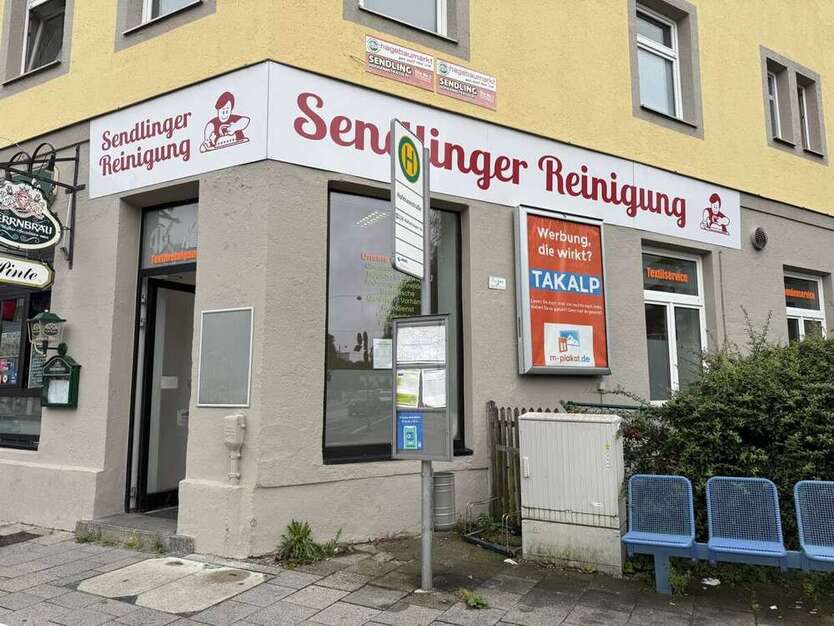 Einzelhandel in München 2.400 € 138 m²
