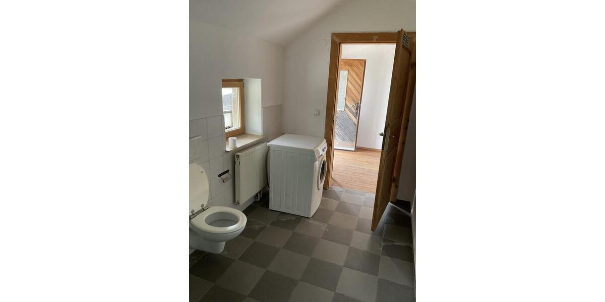 Etagenwohnung Pfaffing - 3 Zimmer, 90 m&sup2;, 900&euro; | Angebot:26686974