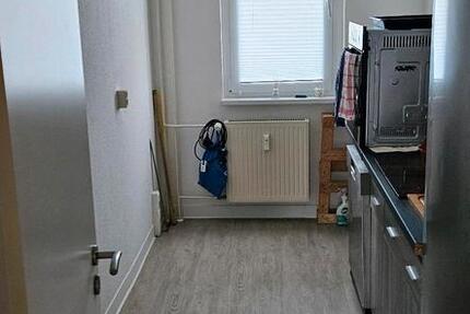 4 Raum Wohnung + Garage zimmer