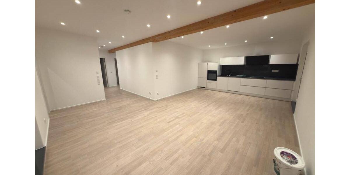 Dachgeschoßwohnung Pohlheim - 3 Zimmer, 129 m&sup2;, 1.590&euro; | Angebot:24572167