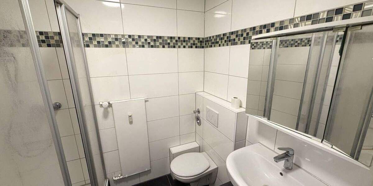 Etagenwohnung Bremerhaven Geestemünde - 2 Zimmer, 62 m&sup2;, 450&euro; | Angebot:24972420