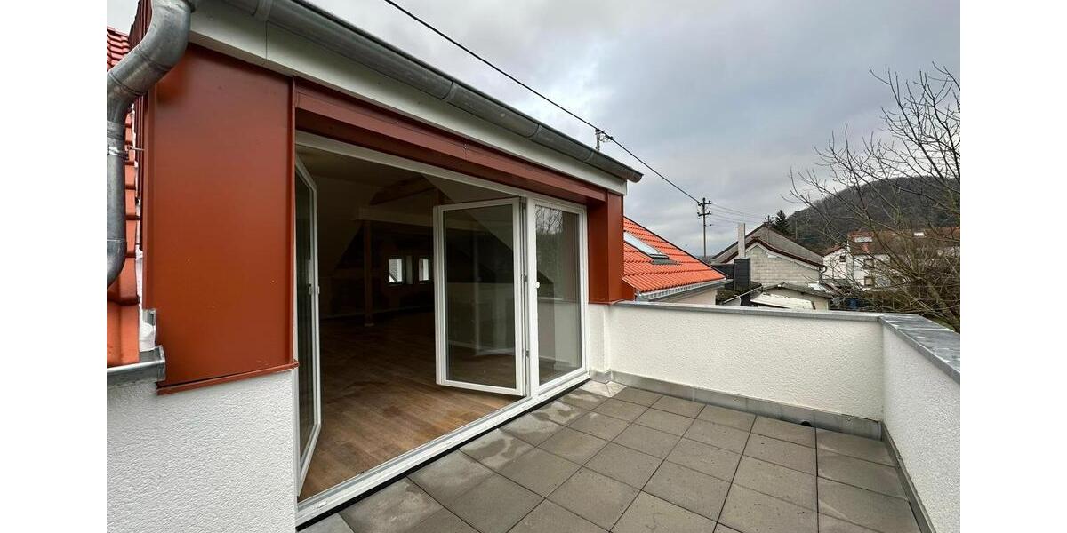 Maisonettenwohnung Merzig - 4 Zimmer, 150 m&sup2;, 1.295&euro; | Angebot:25098151