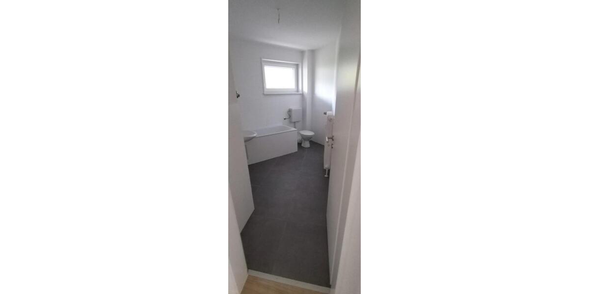 Etagenwohnung Bad Berleburg - 4 Zimmer, 93 m&sup2;, 600&euro; | Angebot:26490850