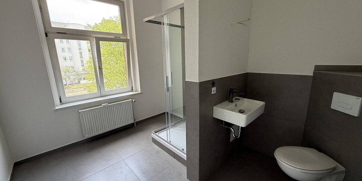Etagenwohnung Plauen Preißelpöhl - 4 Zimmer, 105 m&sup2;, 595&euro; | Angebot:26570893