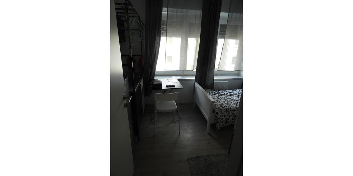 Etagenwohnung Heidenheim an der Brenz - 1 Zimmer, 16 m&sup2;, 600&euro; | Angebot:26423372