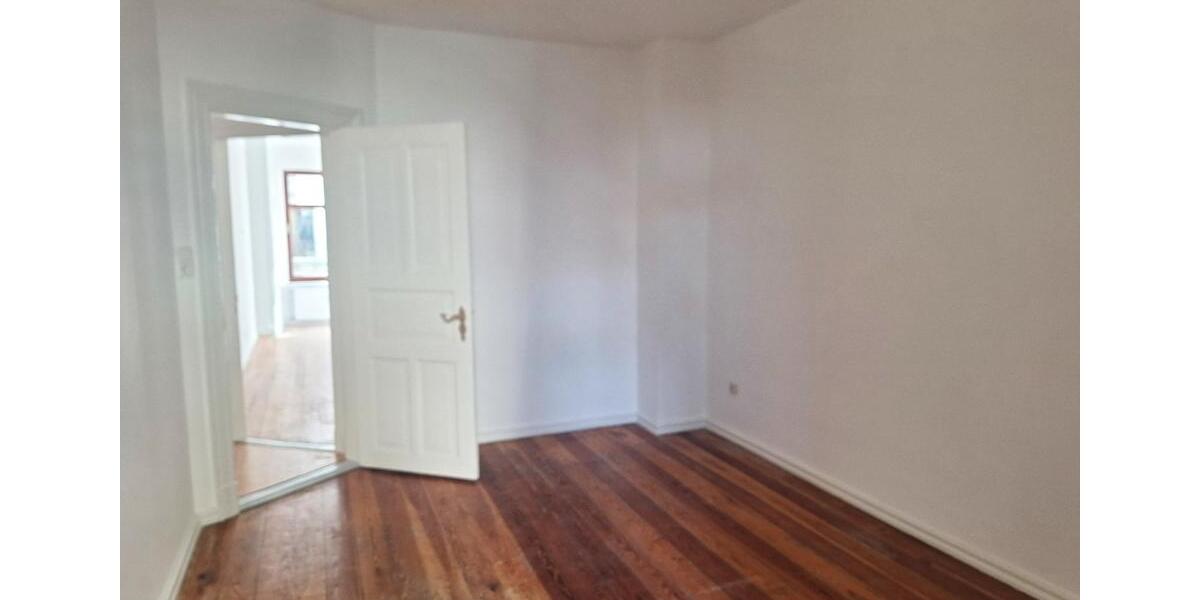Etagenwohnung Flensburg Altstadt - 4 Zimmer, 93 m&sup2;, 860&euro; | Angebot:26443864