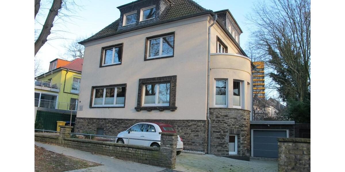 Dachgeschoßwohnung Gelsenkirchen - 3.5 Zimmer, 89 m&sup2;, 844&euro; | Angebot:24704179