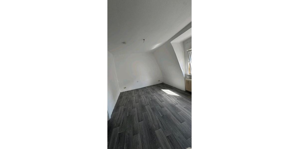 Etagenwohnung Sulzbach (Saar) - 4 Zimmer, 93 m&sup2;, 790&euro; | Angebot:25968188