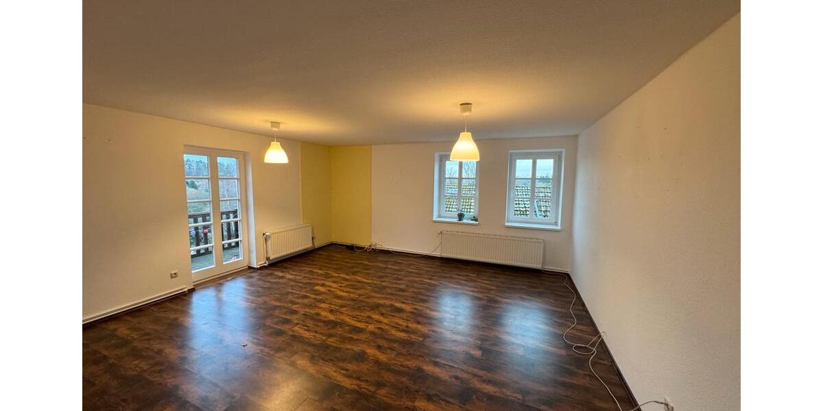Große 4 Zimmer Wohnung in Dassow zu vermieten 4 zimmer