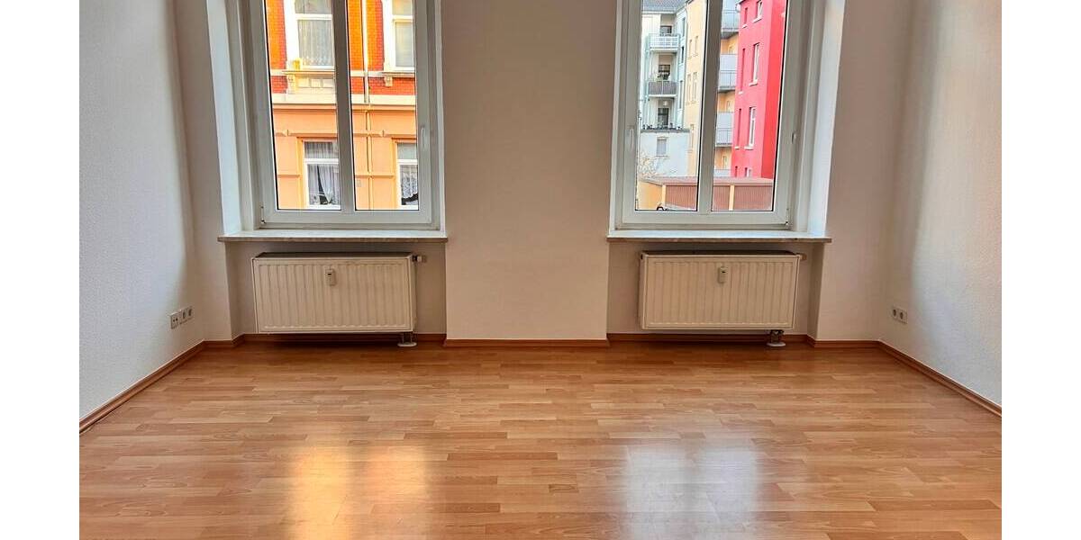 Etagenwohnung Plauen Stadtmitte - 3 Zimmer, 78 m&sup2;, 400&euro; | Angebot:26657190