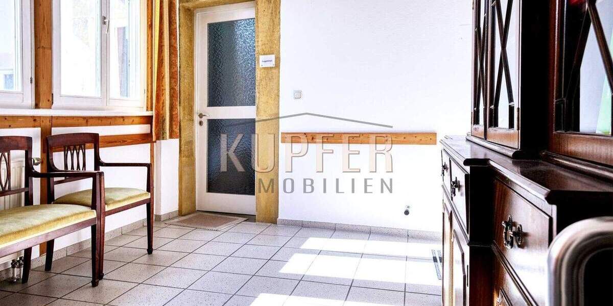 Gewerbeobjekt Forchheim - 7 Zimmer, 120 m&sup2;, 1.735&euro; | Angebot:24606934