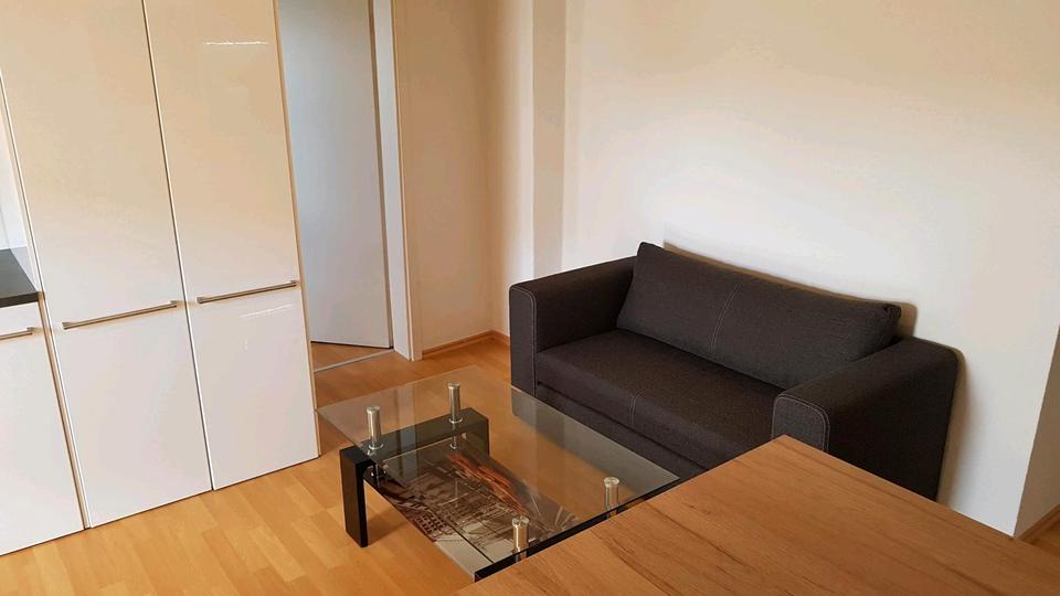 Dachgeschoßwohnung Isernhagen - 1.5 Zimmer, 28 m&sup2;, 364&euro; | Angebot:25402888