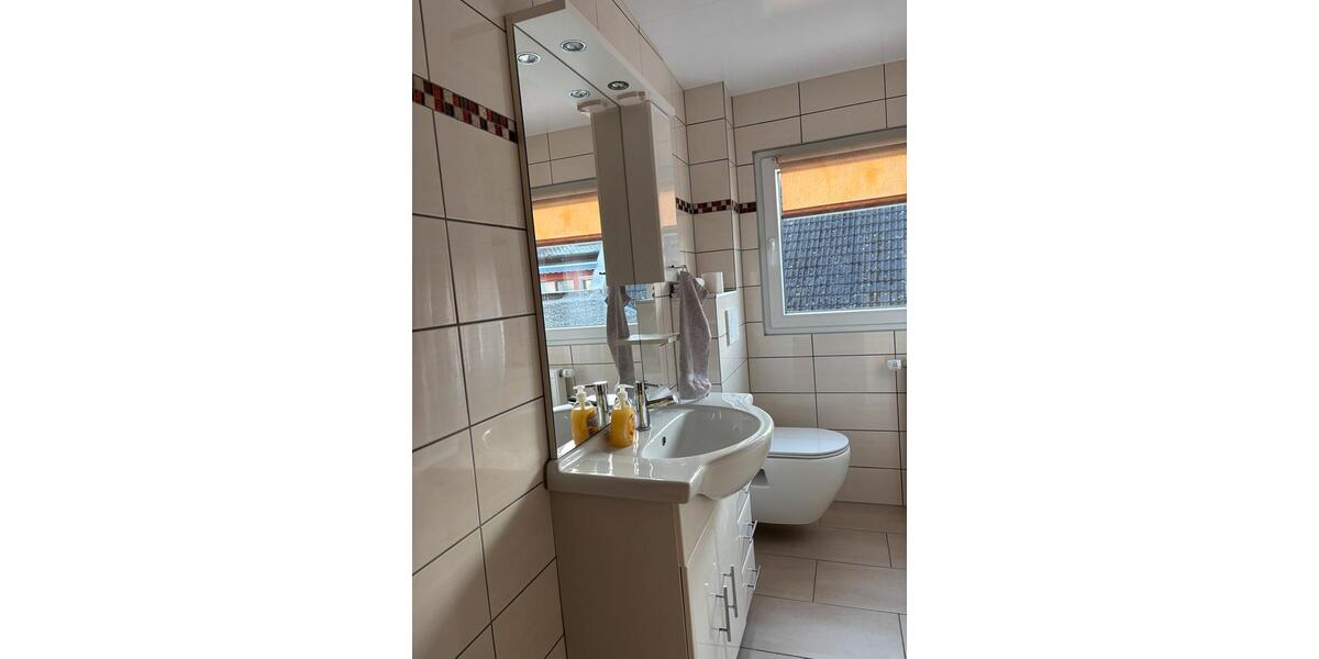 Etagenwohnung Babenhausen - 6 Zimmer, 134 m&sup2;, 3.600&euro; | Angebot:24646361