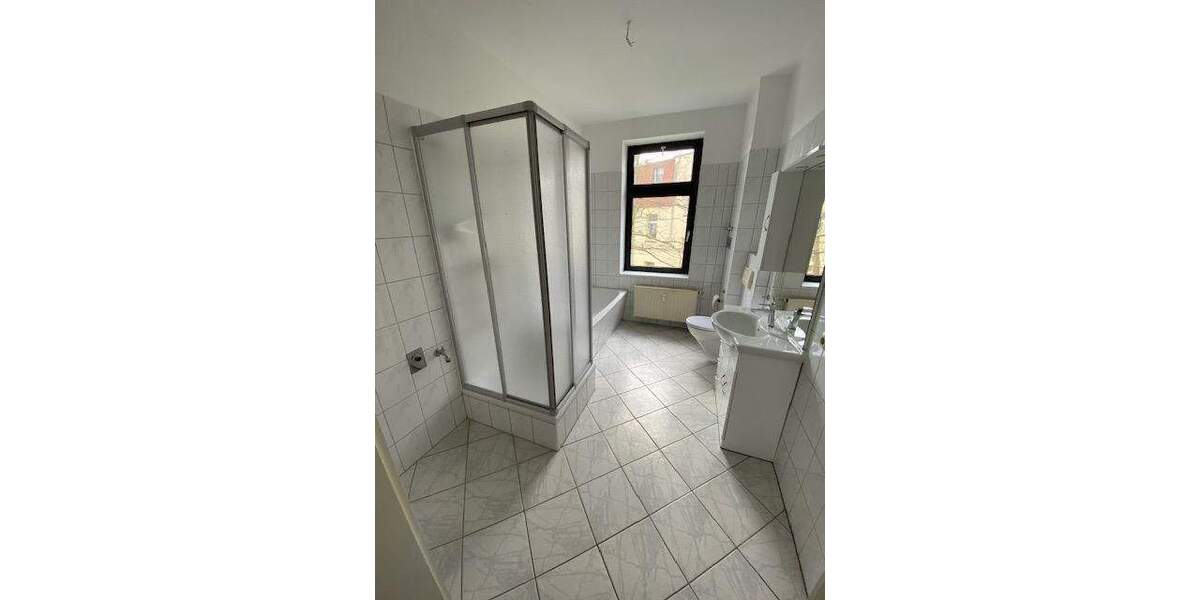 Etagenwohnung Magdeburg Alte Neustadt - 4 Zimmer, 105 m&sup2;, 850&euro; | Angebot:25704008