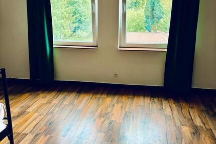 Zwei Dach Zimmer zu vermieten in Lahr