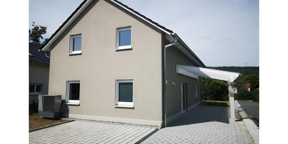 Einfamilienhaus Burgkunstadt - 3 Zimmer, 137 m&sup2;, 1.200&euro; | Angebot:24827166