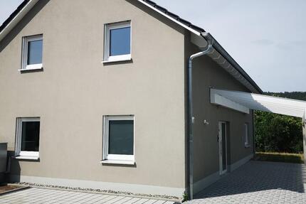 Haus Burgkunstadt - 3 Zimmer, 137 m&sup2;, 1.200&euro; | Angebot:24827166