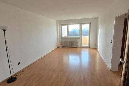 Wohnung Hanau Lamboy - 2 Zimmer, 60 m&sup2;, 750&euro; | Angebot:26496328
