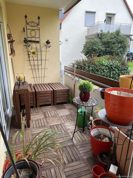 3-Zimmerwohnung mit Gartenblick, herrlich ruhig im alten Ortskern von Eschborn. Bitte Texte lesen! 3 zimmer