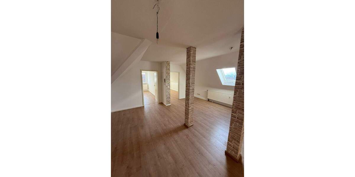 Etagenwohnung Waltershausen Ibenhain - 3 Zimmer, 83 m&sup2;, 540&euro; | Angebot:24031686