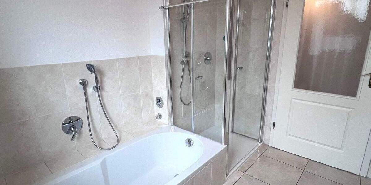 Etagenwohnung Kleinblittersdorf Rilchingen-Hanweiler - 5 Zimmer, 130 m&sup2;, 980&euro; | Angebot:24647828