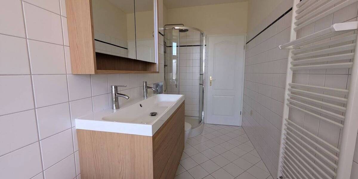 Etagenwohnung Eichwalde - 4 Zimmer, 97 m&sup2;, 1.552&euro; | Angebot:26747977