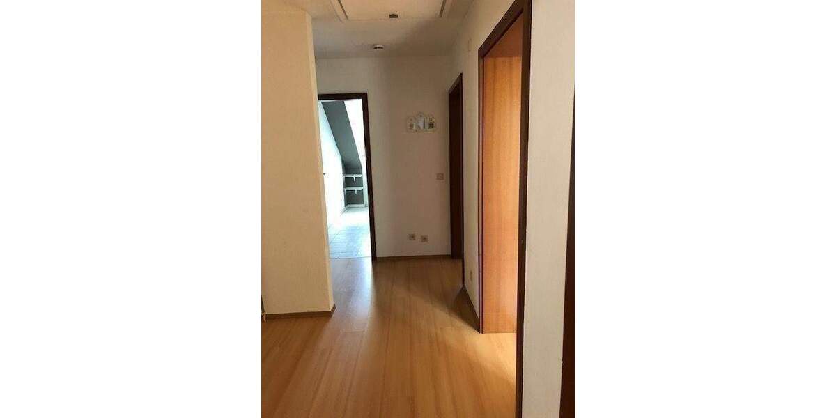 Etagenwohnung Coburg - 3 Zimmer, 73 m&sup2;, 735&euro; | Angebot:24874230