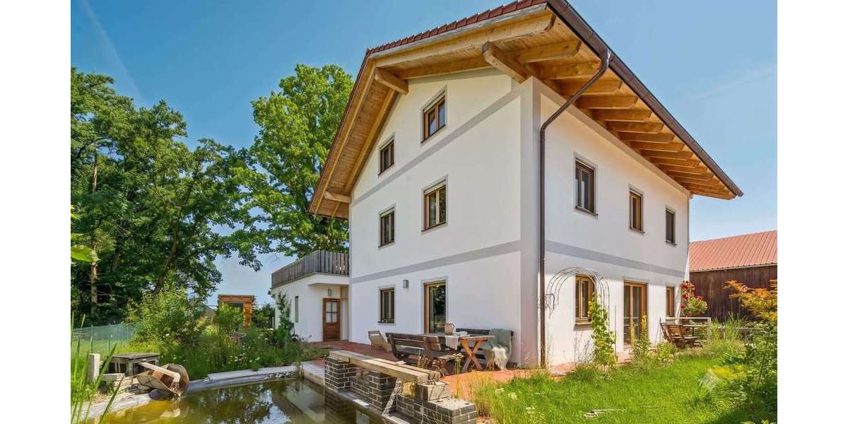 Etagenwohnung Kolbermoor - 4.5 Zimmer, 138 m&sup2;, 2.000&euro; | Angebot:26992152