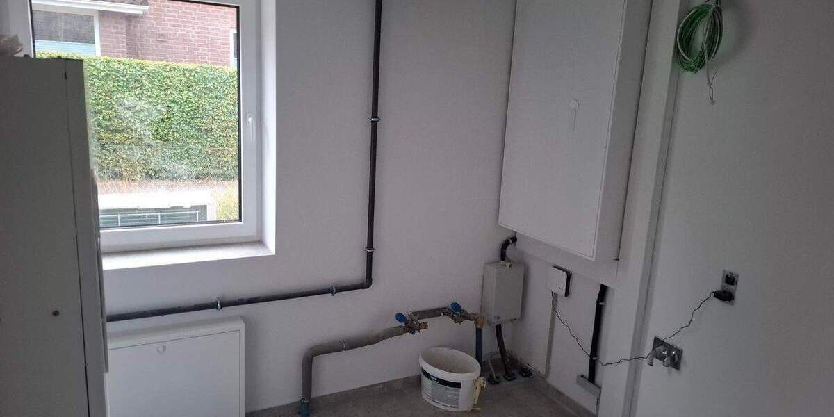 Doppelhaushälfte Quickborn - 5 Zimmer, 127 m&sup2;, 2.300&euro; | Angebot:23952098